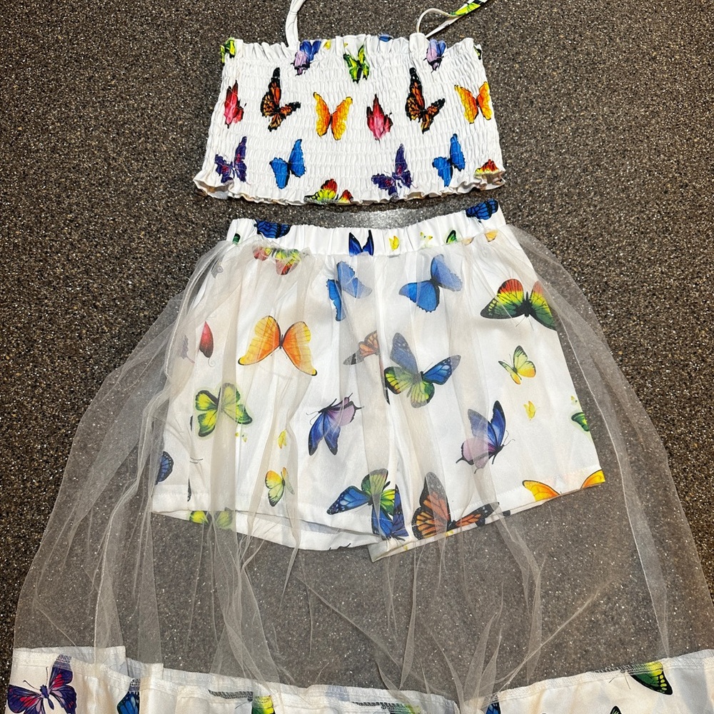 NWOT Girls 2Pc Butterfly Short Set Smock Top and Sheer Skirt Overlay Boutique 5Y